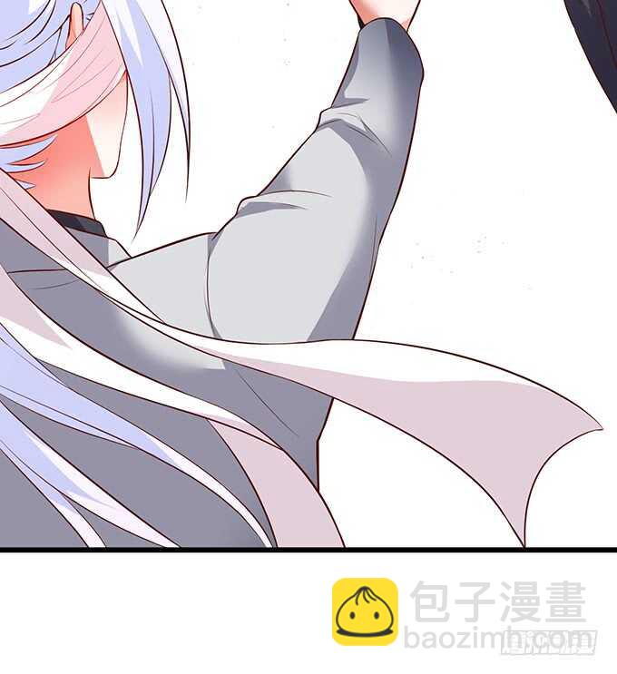 《这个保镖有点萌》凌夜夫妇当众接吻！白夜出动！ 第42页
