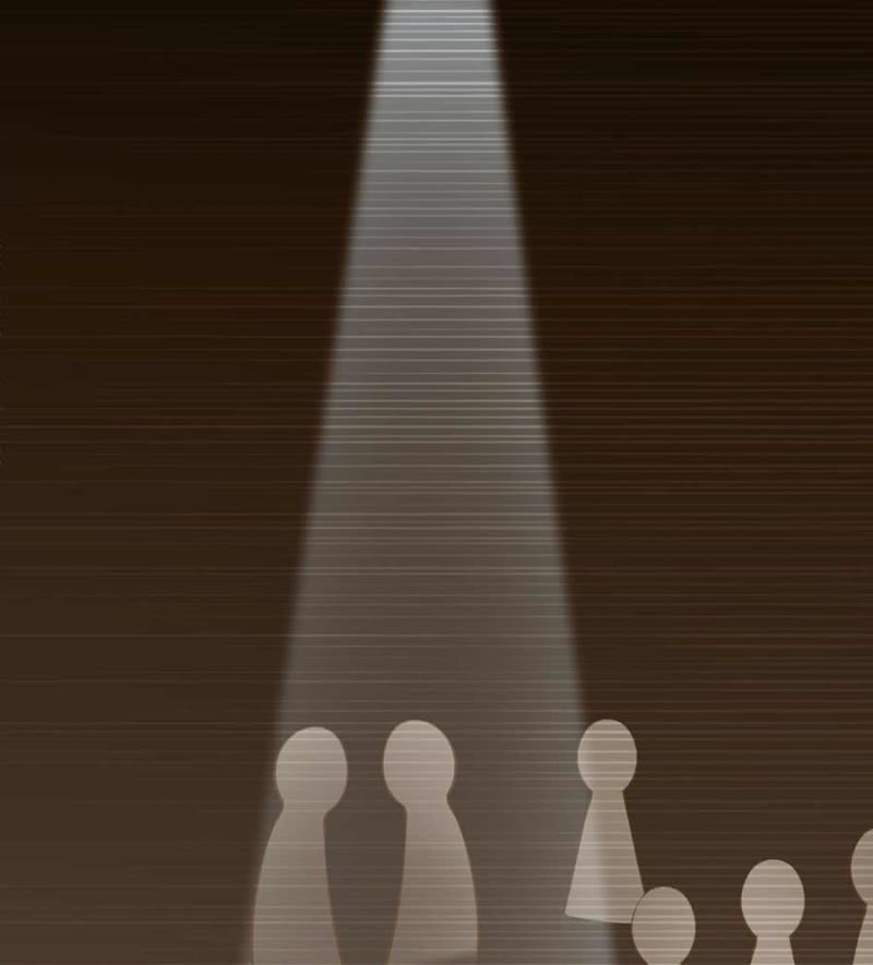《高冷男神住隔壁》倾城被人欺负了 第4页