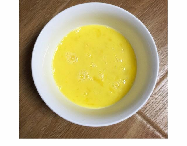 《半饱》第7期 黄桃甜蛋羹 第3页