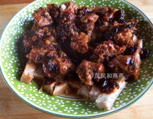 《燕燕烹饪宝典》第9期黄金豆腐煲 第32页